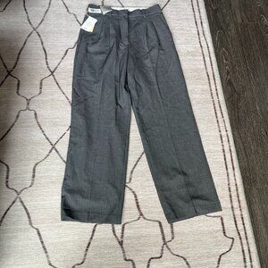 Aritzia The Effortless Pant NWT- Grey size 12